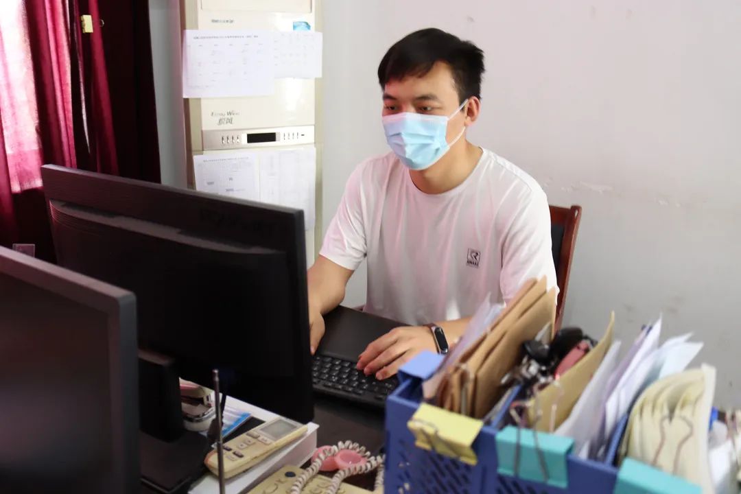 夏鹏宇-工作.JPG 图片