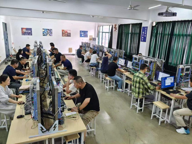 学校承接有色公司技师研修与技能等级认定工作
